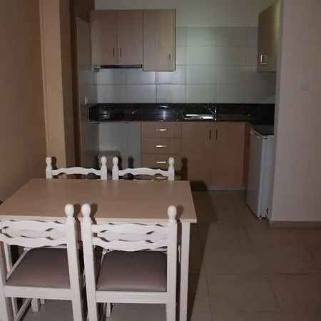 Christabelle 4* Aya Napa