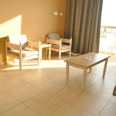 Christabelle Aparthotel 4*