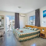 Apartmanhotel Christabelle 4*