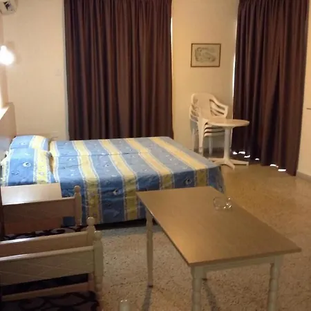Christabelle Aparthotel 3*