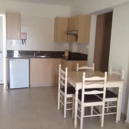 Christabelle Aparthotel 3*