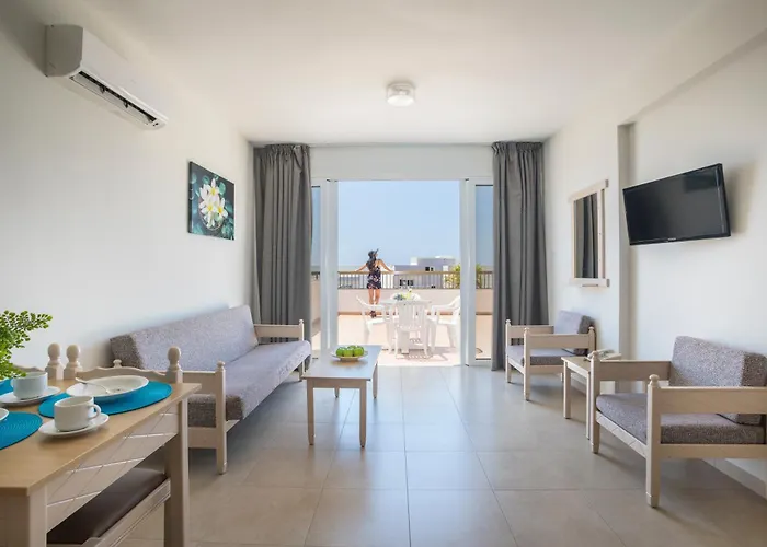 Apartmanhotel Christabelle Ajía Nápa