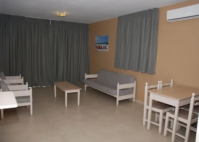 Christabelle Hotel apartamentowy Ajia Napa