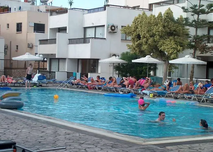 Hotel apartamentowy Christabelle Ajia Napa